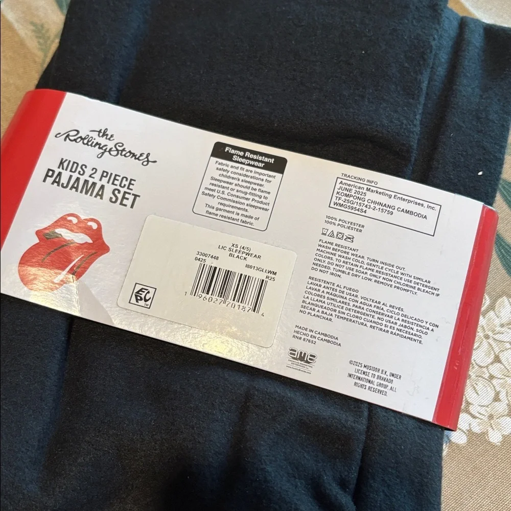 NWT kids 2 piece pj set sz 4/5 Rolling Stones 1006